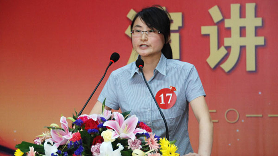 湯春燕代表德源參加開發(fā)區(qū)“紅色旋律，黨在我心”演講比賽